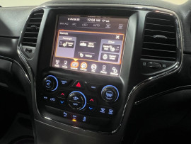 
                                                                                        Voiture
                                                                                         Jeep Grand Cherokee 3.0 V6 CRD Limited Plus SUV 5dr Diesel Auto 4WD Euro 5 (247 bhp)