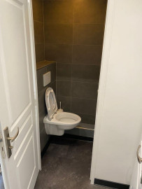 
                                                                                        Location
                                                                                         Joli 2 pièces bien équipé