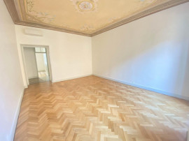 
                                                                                        Location
                                                                                         Joli Appartement 4 pièces 105 m² nice centre ville