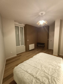 
                                                                                        Location
                                                                                         Joli appartement NEUF, toutes charges comprises