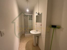 
                                                                                        Location
                                                                                         Joli studio de 31m2 situé en HYPER-CENTRE de SAINT-QUENTIN