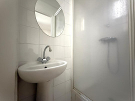 
                                                                                        Location
                                                                                         Joli T2