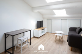 
                                                                                        Location
                                                                                         Joli T2 Meuble entièrement rénové en 2024