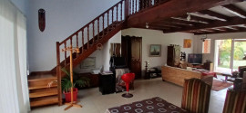 Vente
                                                                                Jolie maison 5 pièces de 150m2