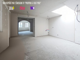 Vente
Jolie maison de ville en partie rénovée