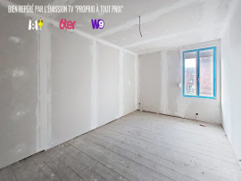 Vente
Jolie maison de ville en partie rénovée