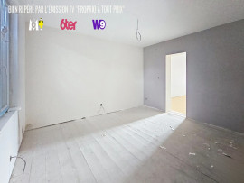 Vente
Jolie maison de ville en partie rénovée