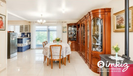 
                                                                                        Vente
                                                                                         Jolie villa 5 pièces, 2 faces, 113 m2