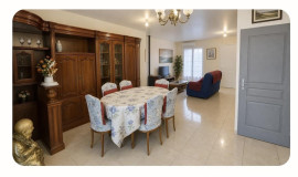 
                                                                                        Vente
                                                                                         Jolie villa 5 pièces, 2 faces, 145m2