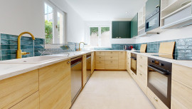 
                                                                                        Colocation
                                                                                         KER EUGENE 8