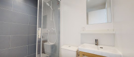 
                                                                                        Colocation
                                                                                         KER EUGENE 8