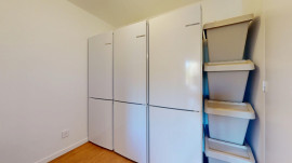 
                                                                                        Colocation
                                                                                         KER GIRON 4