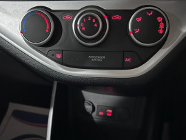 Voiture
                                                                                KIA Picanto 1.0 SR7 Hatchback 3dr Petrol Manual Euro 6 (65 bhp)