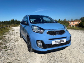 
                                                                                        Voiture
                                                                                         Kia Picanto