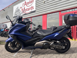 
                                                                                        Moto - Scooter
                                                                                         KYMCO AK 550 – VERSION TOURING – BLEU MAT – 10 160 KM – GARANTIE 3 MOIS 2021