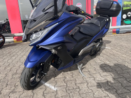 
                                                                                        Moto - Scooter
                                                                                         KYMCO AK 550 – VERSION TOURING – BLEU MAT – 10 160 KM – GARANTIE 3 MOIS 2021
