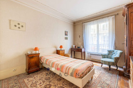 Vente
L’élégance de l’ancien dans un quartier recherché