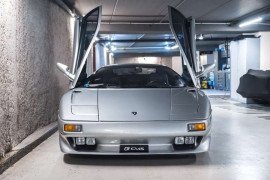 
                                                                                        Voiture
                                                                                         Lamborghini Diablo VT (4x4) V12 5.7 492