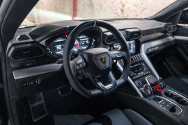 
                                                                                        Voiture
                                                                                         Lamborghini Urus 4.0 V8 650 ch BVA8