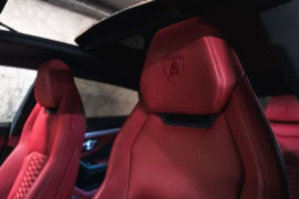 
                                                                                        Voiture
                                                                                         Lamborghini Urus 4.0 V8 650 ch BVA8