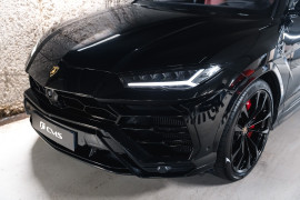 
                                                                                        Voiture
                                                                                         Lamborghini Urus