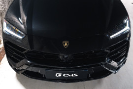 
                                                                                        Voiture
                                                                                         Lamborghini Urus