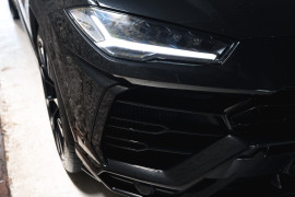 
                                                                                        Voiture
                                                                                         Lamborghini Urus