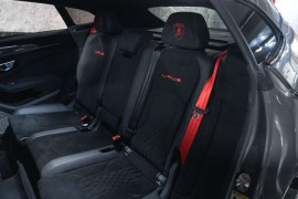 
                                                                                        Voiture
                                                                                         Lamborghini Urus Performante 60th Anniversary