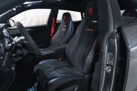 
                                                                                        Voiture
                                                                                         Lamborghini Urus Performante 60th Anniversary
