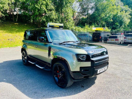 
                                                                                        Voiture
                                                                                         Land Rover Defender 3.0 P400 MHEV X SUV 5dr Petrol Auto 4WD Euro 6 (s/s) (400 ps)