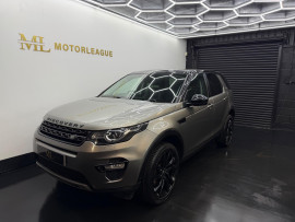 
                                                                                        Voiture
                                                                                         Land Rover Discovery Sport 2.0 TD4 HSE Black Auto 4WD Euro 6 (s/s) 5dr