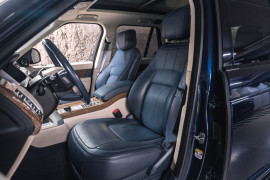 
                                                                                        Voiture
                                                                                         Land Rover Range Rover (IV.II) P400E