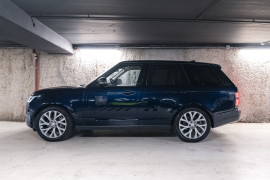 
                                                                                        Voiture
                                                                                         Land Rover Range Rover (IV.II) P400E
