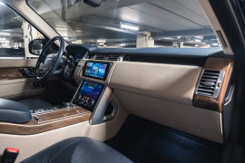 
                                                                                        Voiture
                                                                                         Land Rover Range Rover (IV.II) P400E