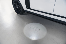 
                                                                                        Voiture
                                                                                         Land Rover Range Rover LWB Supercharged Autobio