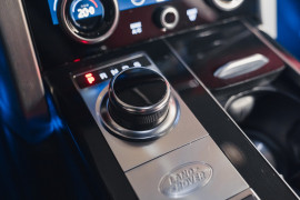 
                                                                                        Voiture
                                                                                         Land Rover Range Rover LWB Supercharged Autobio