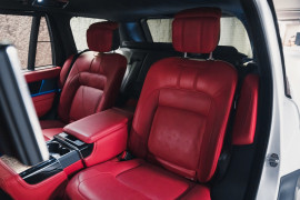 
                                                                                        Voiture
                                                                                         Land Rover Range Rover LWB Supercharged Autobio