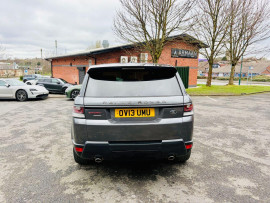 
                                                                                        Voiture
                                                                                         Land Rover Range Rover Sport 3.0 SD V6 HSE SUV 5dr Diesel Auto 4WD Euro 5 (s/s) (292 ps) MOT 9/26 FSH ULEZ 112K ONLY