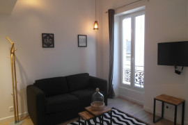 
                                                                                        Location
                                                                                         Le Kilimandjaro