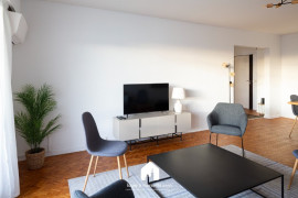 
                                                                                        Location
                                                                                         Le Michelet