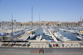 
                                                                                        Location
                                                                                         Le patio de la mer