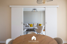 
                                                                                        Location
                                                                                         Le St Georges