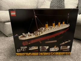 
                                                                        Jeux, jouets
                                                                         Lego Creator Expert 10294 Le Titanic Scellé