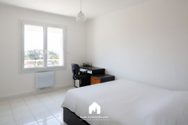 
                                                                                        Location
                                                                                         Les Horizons Clairs