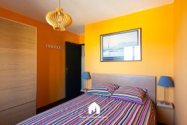 
                                                                                        Location
                                                                                         Les toits de Tellene