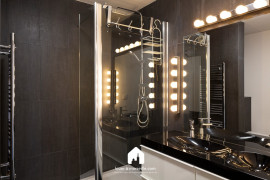 
                                                                                        Location
                                                                                         Les toits de Tellene