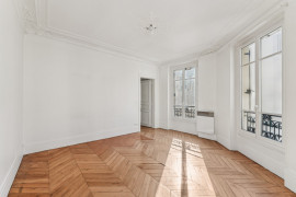 
                                                                                        Vente
                                                                                         Levallois - 34 Rivay