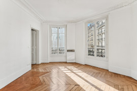 
                                                                                        Vente
                                                                                         Levallois - 34 Rivay