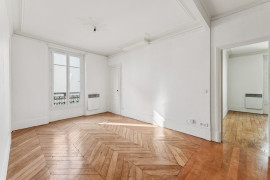 
                                                                                        Vente
                                                                                         Levallois - 34 Rivay