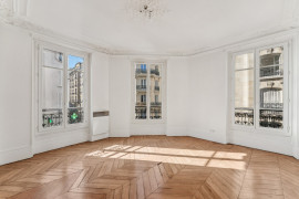 
                                                                                        Vente
                                                                                         Levallois - 34 Rivay